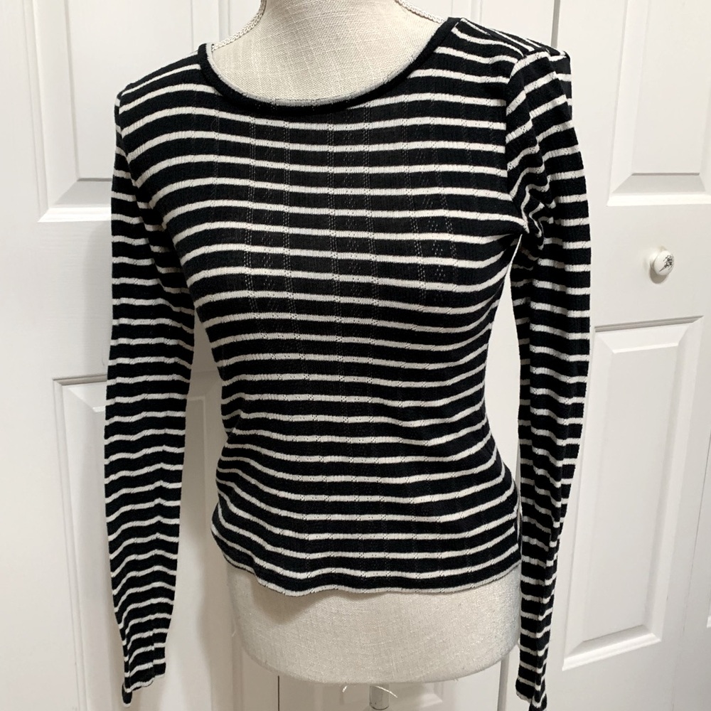American Eagle Striped Lightweight Long Sleeve Sweater - S